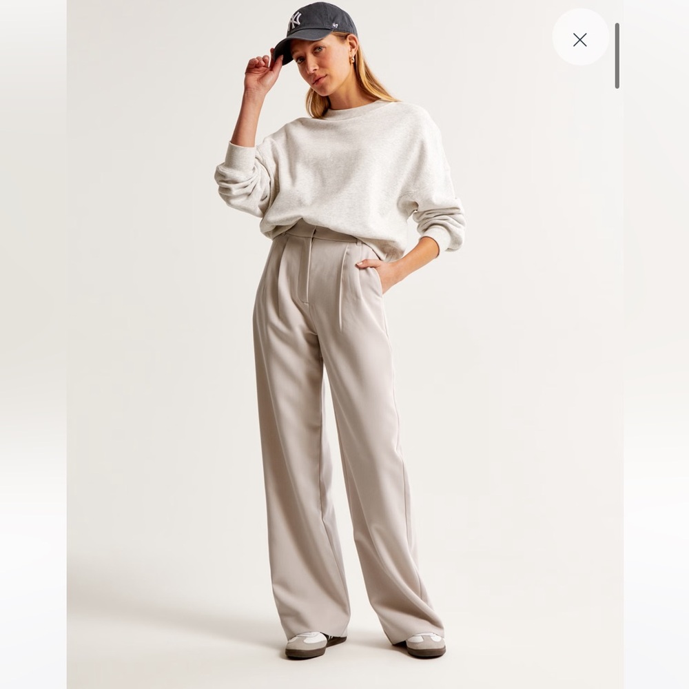 Abercrombie & Fitch Sloan Pant | Taupe | New without Tags